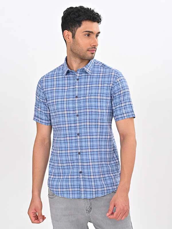 Indian Terrain Men's Regular Fit Half Sleeve Checkered Blue Shirt